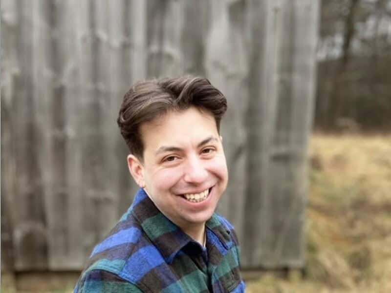 Aiden Reis, Psychotherapist