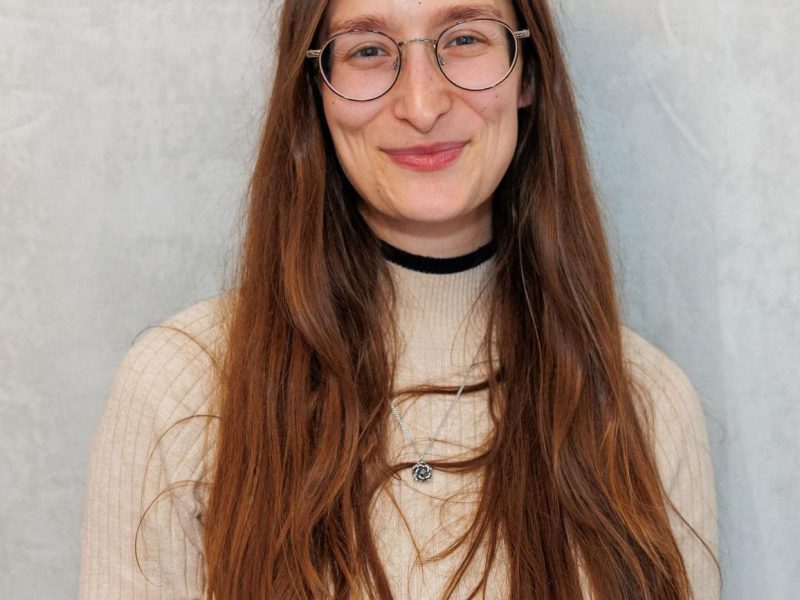 Toni - Relational Creative Psychotherapist