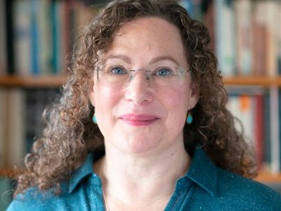 Hannah Kenner MBACP - neurodivergent therapist in the UK