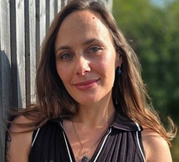 Lauren - Speak To Lauren