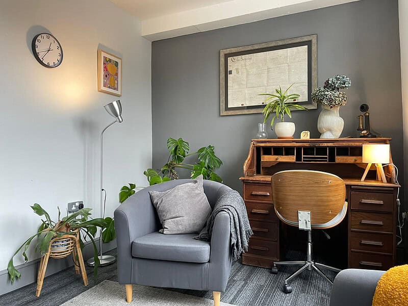 Rosie Bull - AuDHD Counsellor & Psychotherapist (Therapy with Rosie)