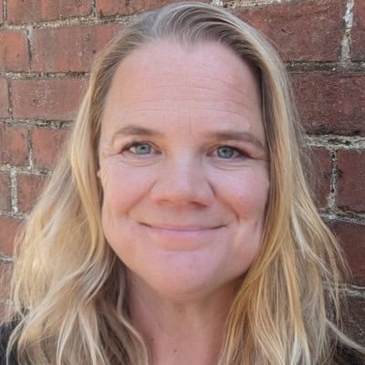 Holly Shaw - Adult and Young People's Counsellor