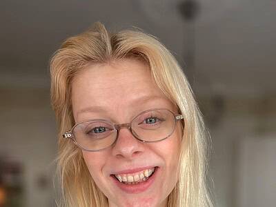 Ella - Creative Psychotherapist