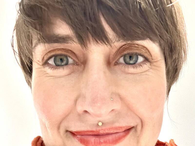 Ane Axford - Attachment-Based Psychedelic Systems Therapist, Clinical Hypnotherapist