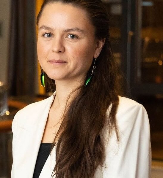 Mirin Mooney - Psychotherapist & Mental Health Coach (Trauma-informed)