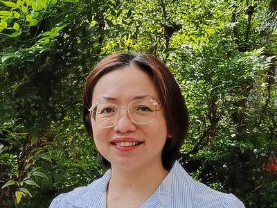 Simone - Art therapy, Somatic Experiencing, Craniosacral therapy